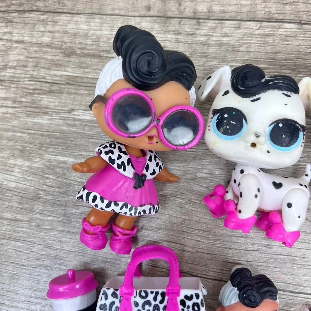LOL Surprise!‎ Doll Bling Series, Doll Face dalmation pet
